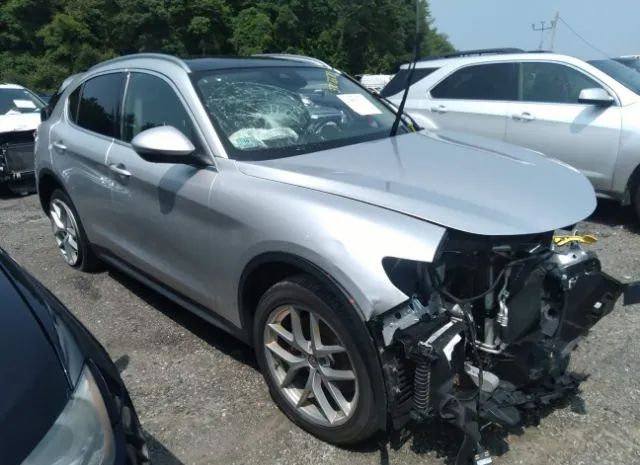 2019 alfa-romeo stelvio
