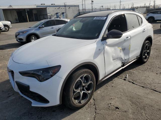 2023 alfa-romeo stelvio ti
