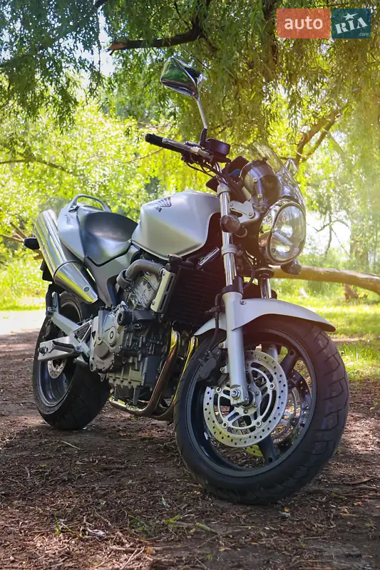 2004 honda cb 600f
