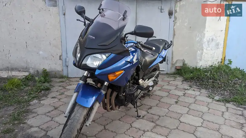 2004 honda pc-38a