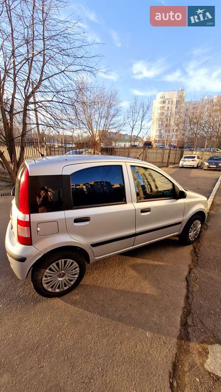 2009 fiat panda