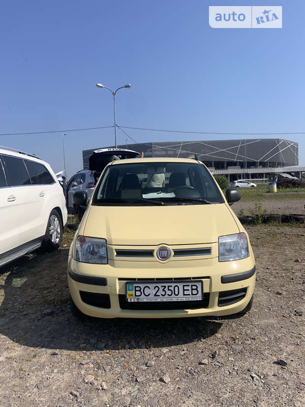 2010 fiat panda
