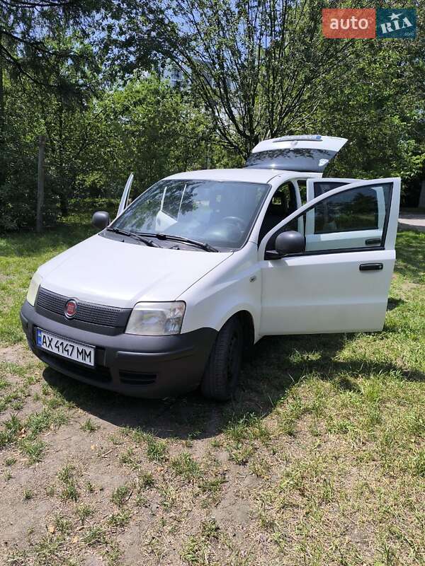 2011 fiat panda
