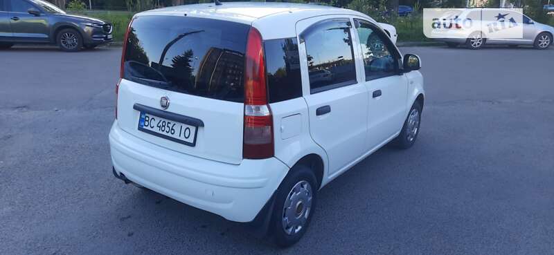 2011 fiat panda