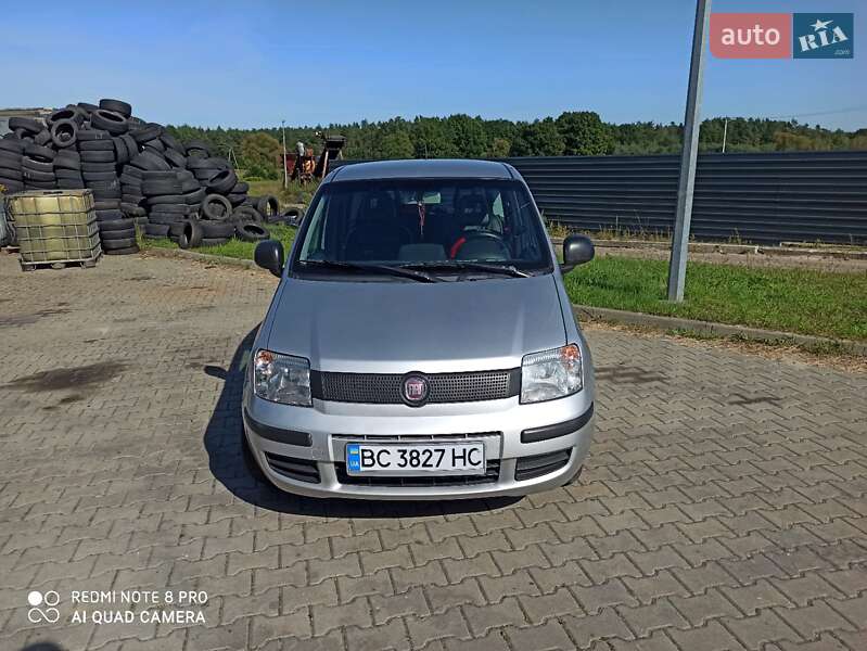 2011 fiat panda