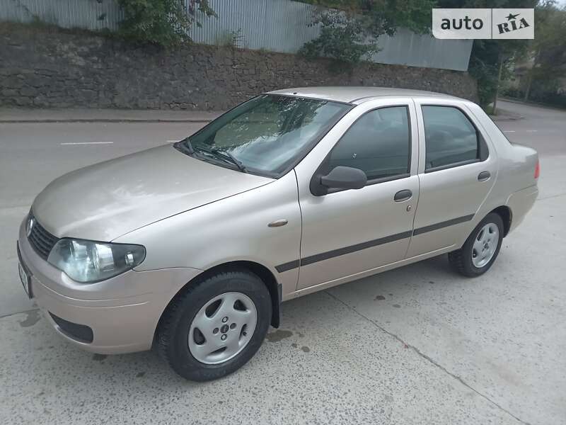 2010 fiat albea
