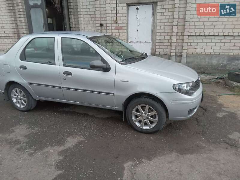 2010 fiat albea