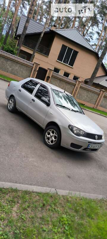 2010 fiat albea