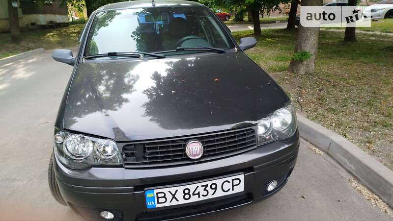 2011 fiat albea