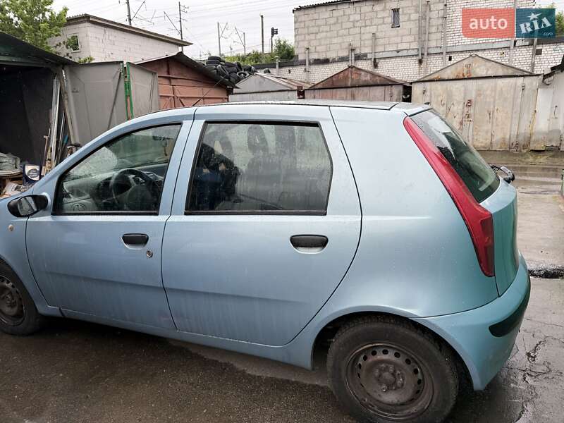 2002 fiat punto
