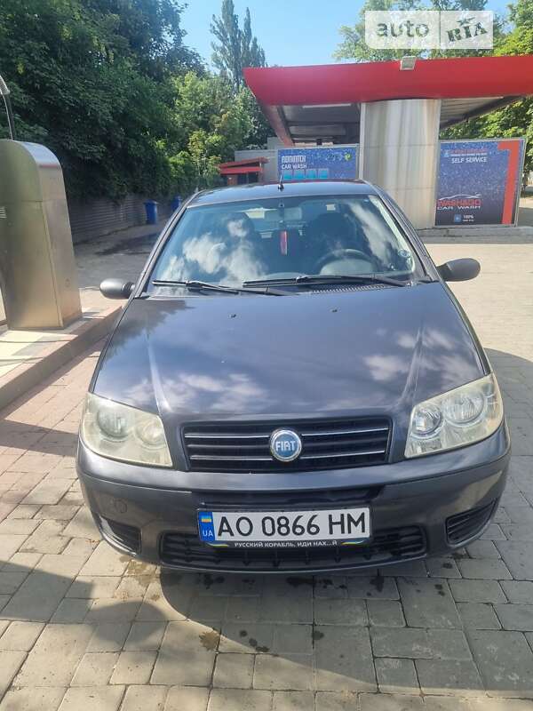 2004 fiat punto