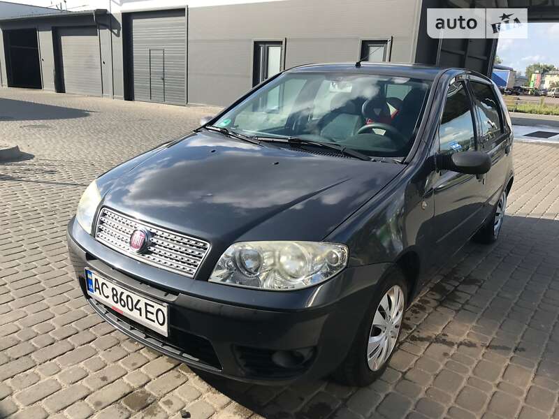 2009 fiat punto