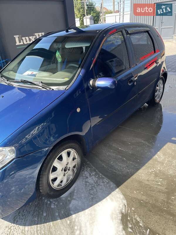 2005 fiat punto