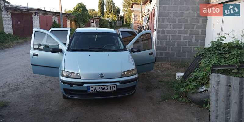 2002 fiat punto