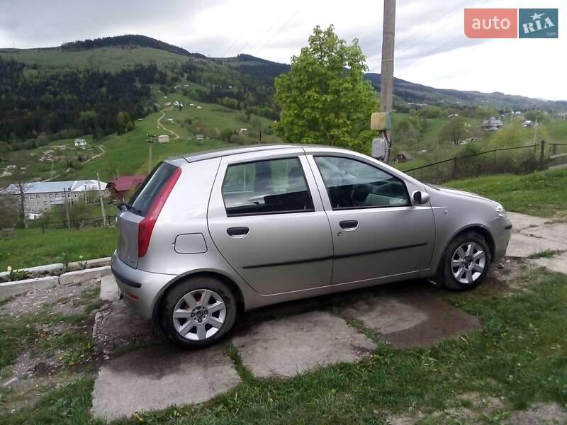 2004 fiat punto