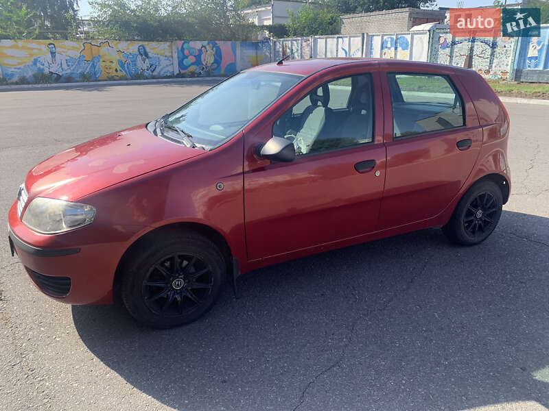 2010 fiat punto