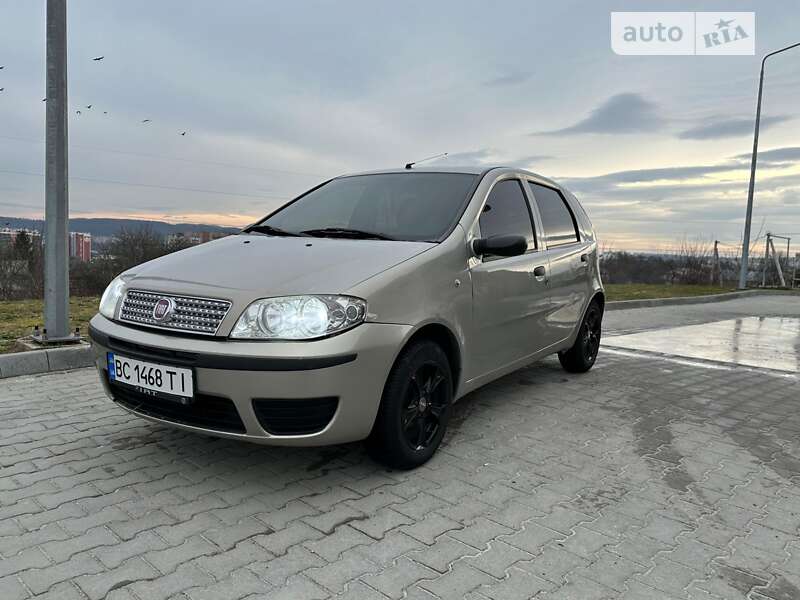 2010 fiat punto