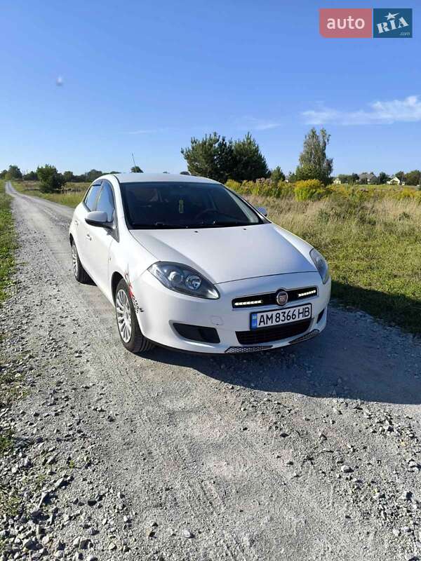 2012 fiat bravo