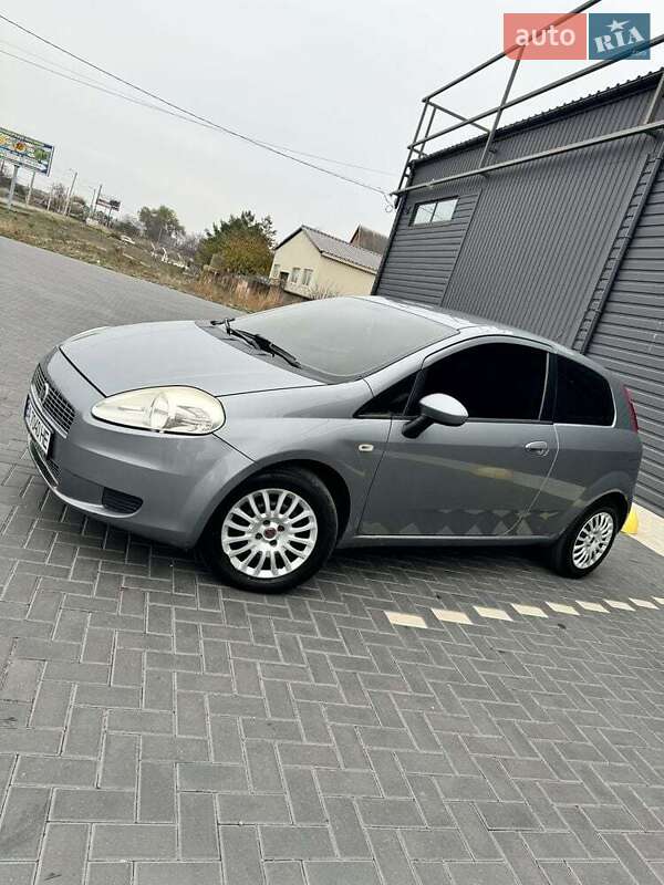 2009 fiat punto