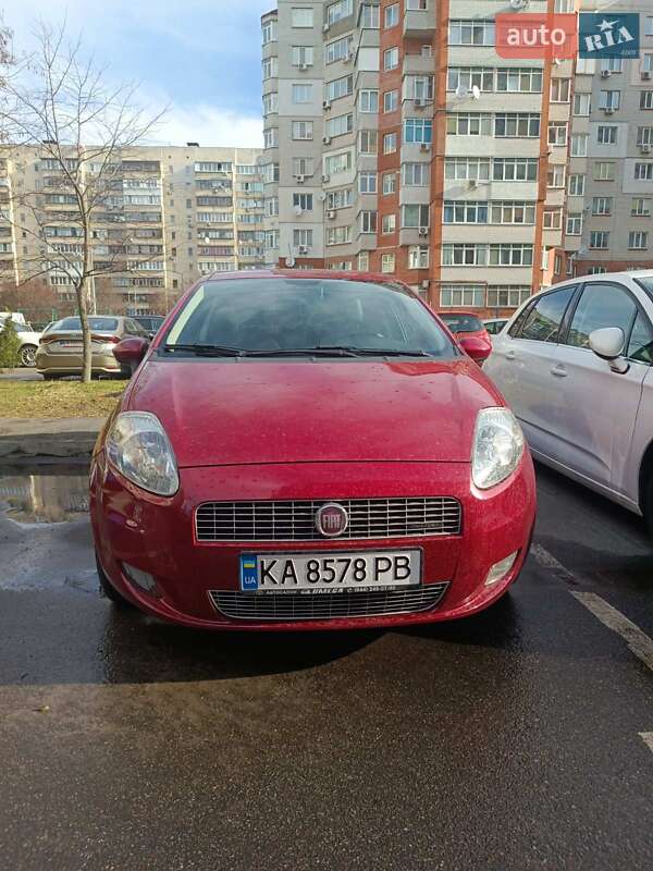 2009 fiat punto d