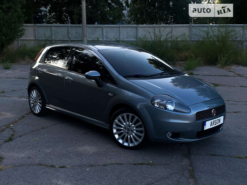2009 fiat punto