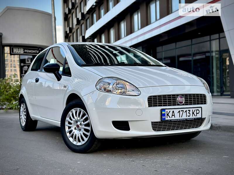 2009 fiat punto