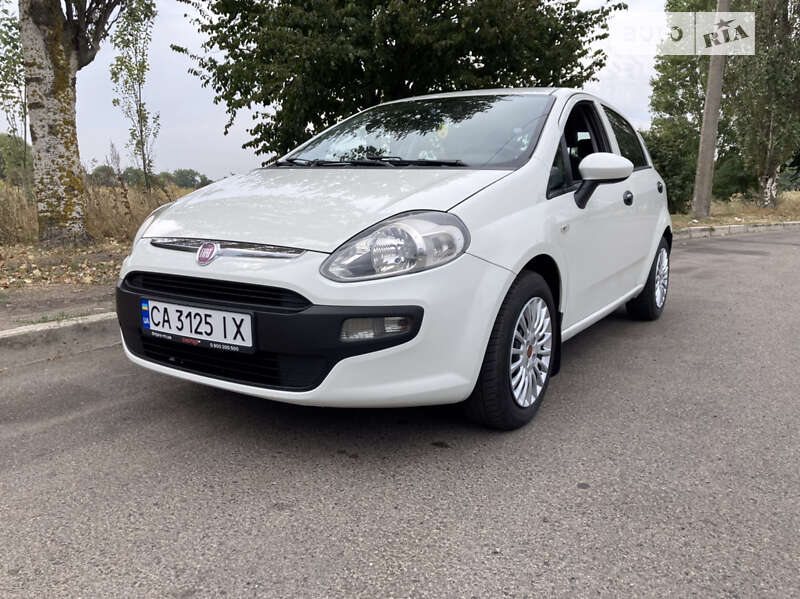 2009 fiat punto