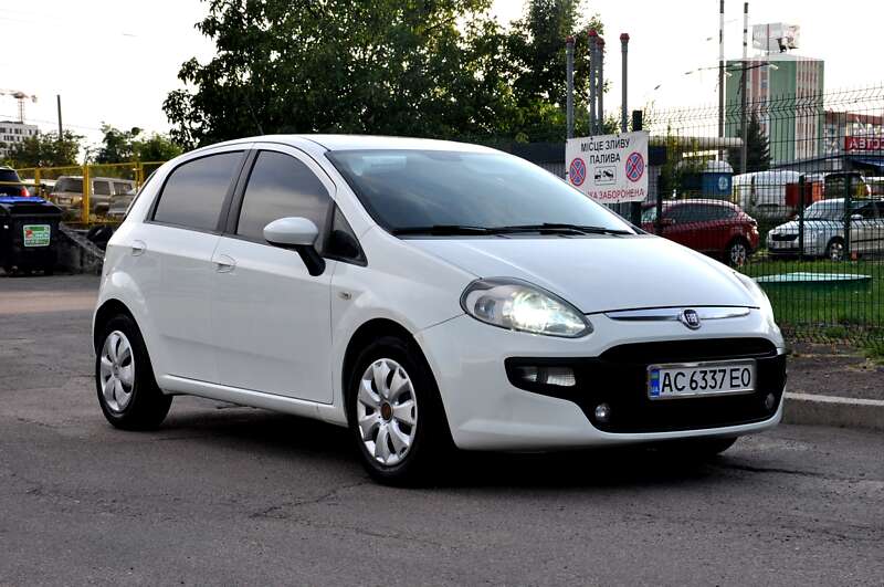 2010 fiat punto