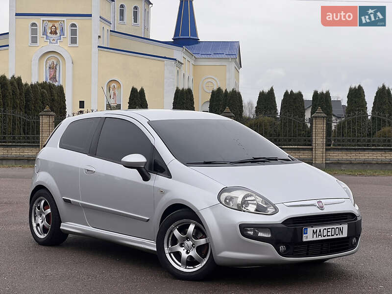 2010 fiat punto