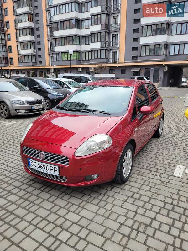 2010 fiat grande punto