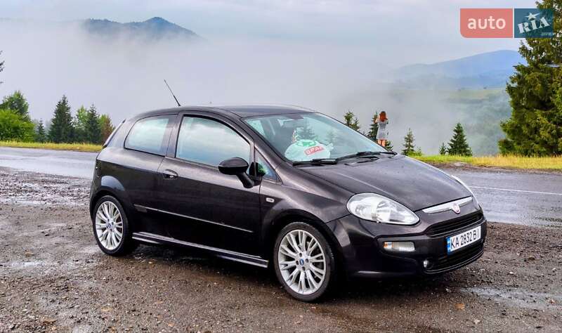 2010 fiat punto