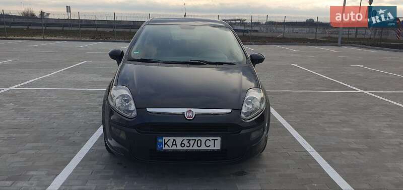 2011 fiat punto