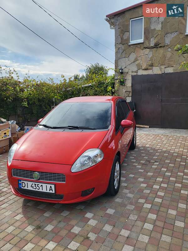 2011 fiat grande punto