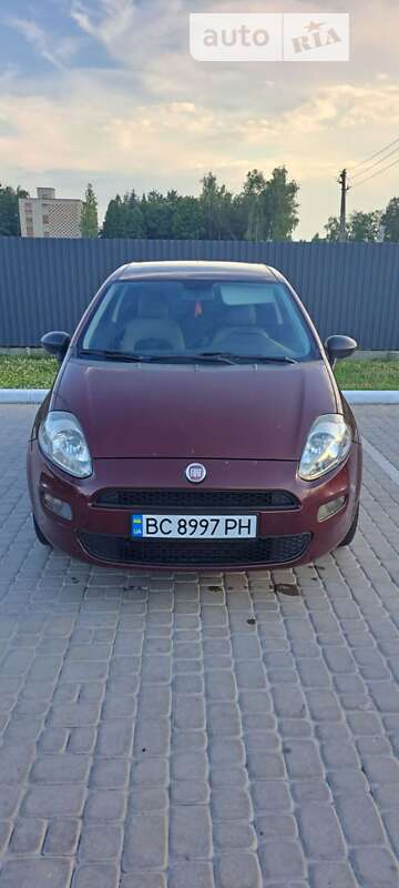 2012 fiat punto