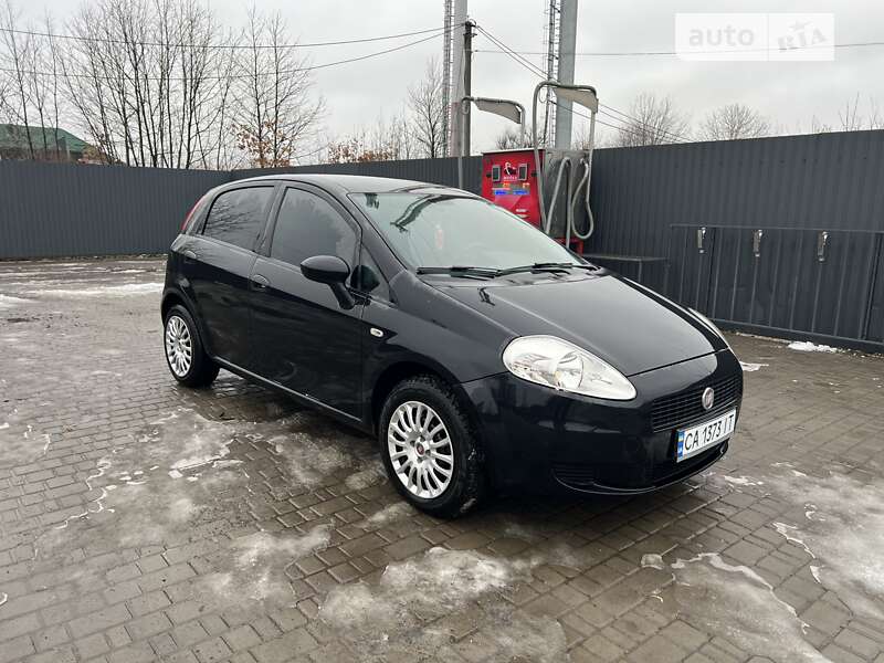 2012 fiat punto