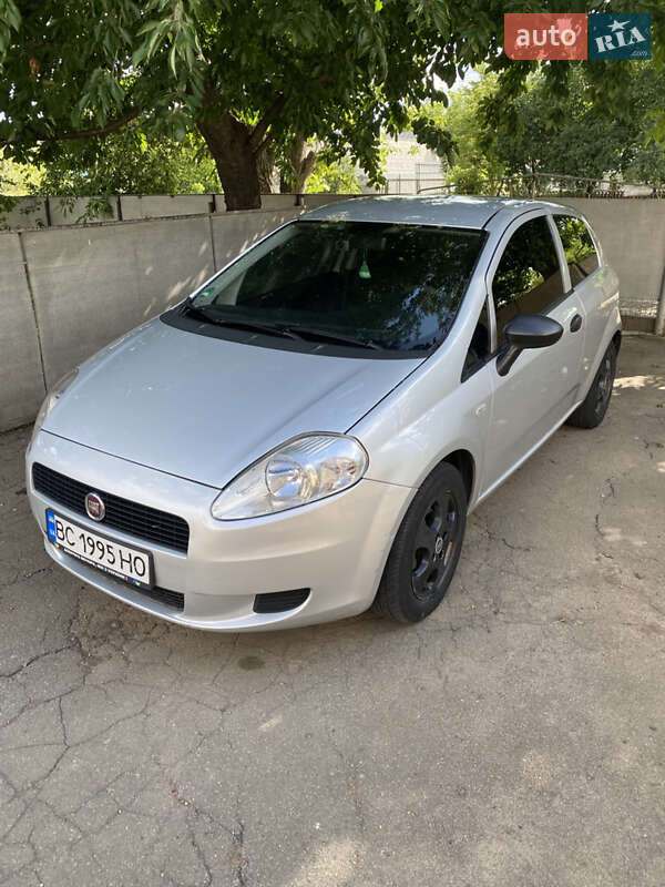 2013 fiat punto