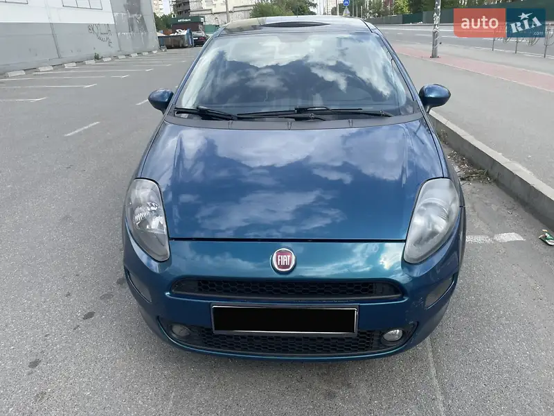 2013 fiat punto