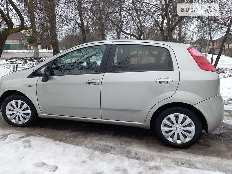 2008 fiat punto