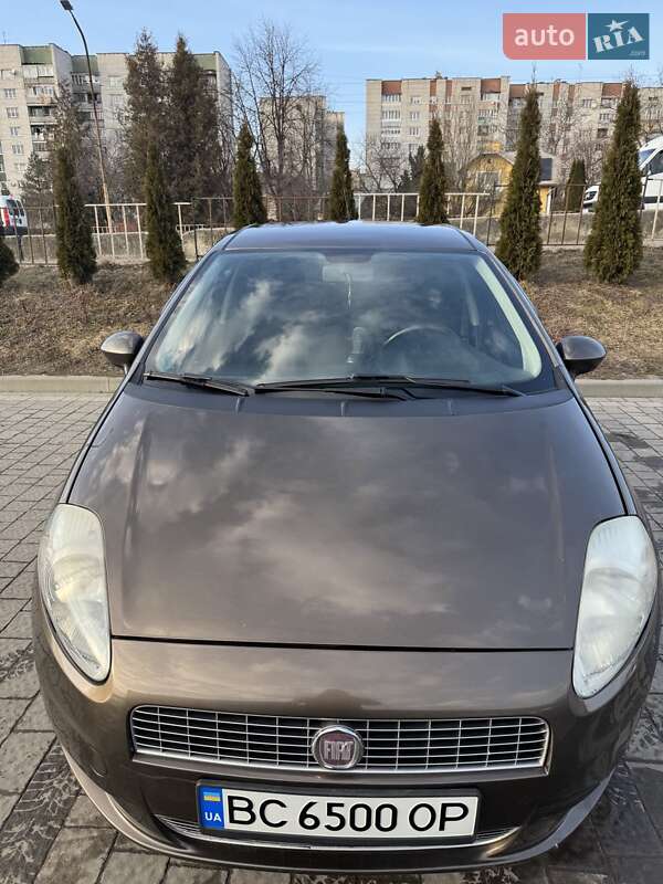 2009 fiat punto