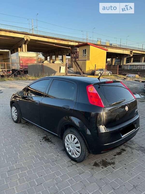 2009 fiat punto