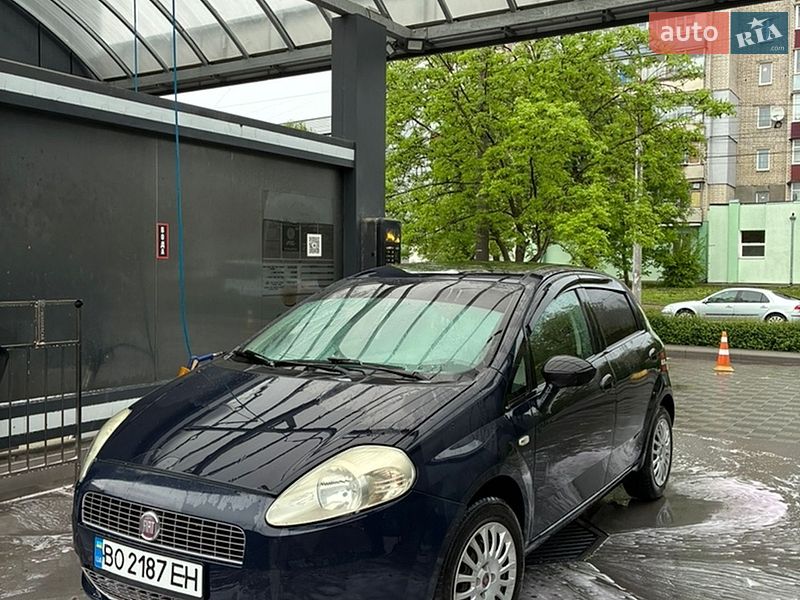 2009 fiat punto