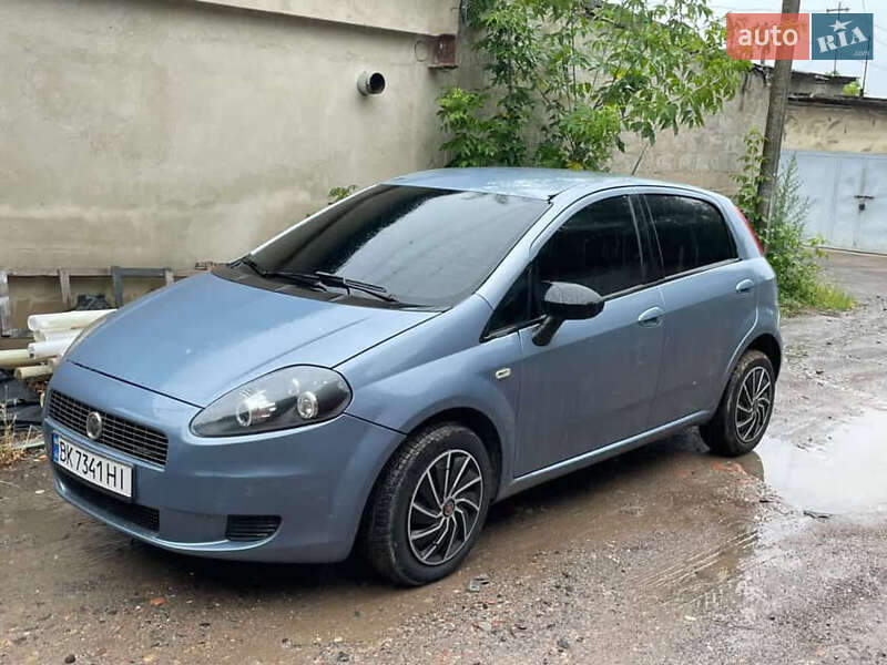 2009 fiat punto