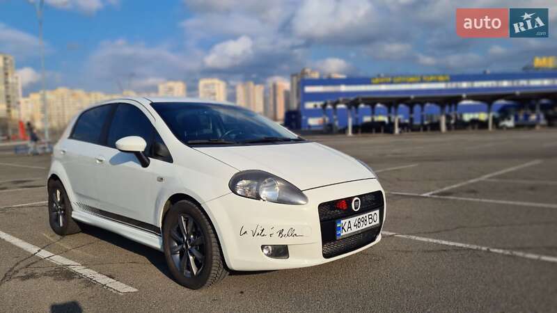 2009 fiat punto