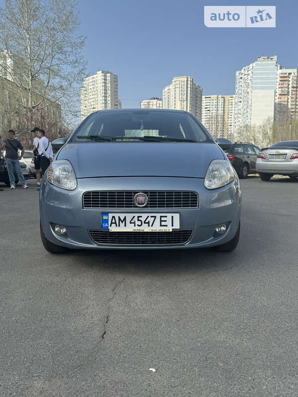 2009 fiat grande punto
