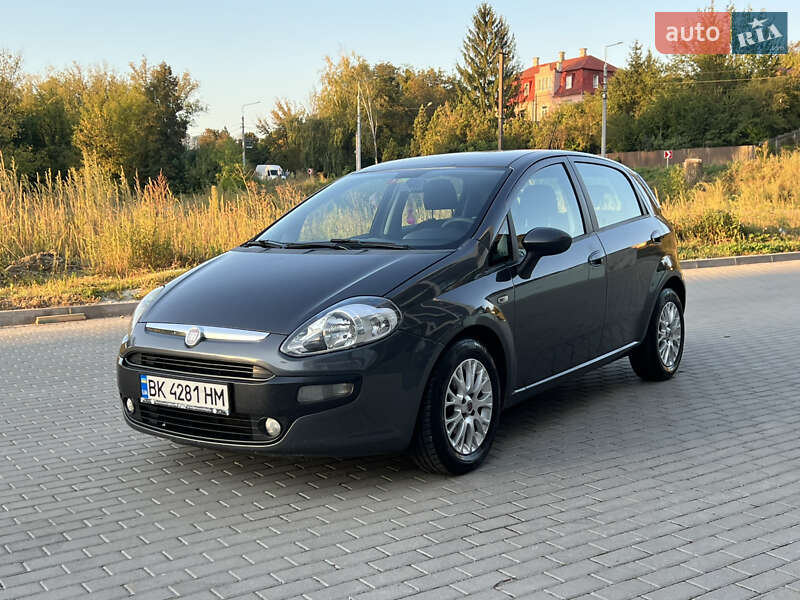 2010 fiat punto