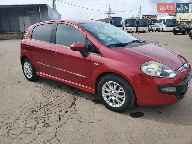 2010 fiat punto