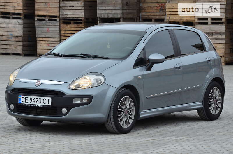2011 fiat punto