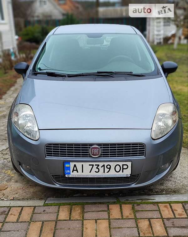 2010 fiat grande punto