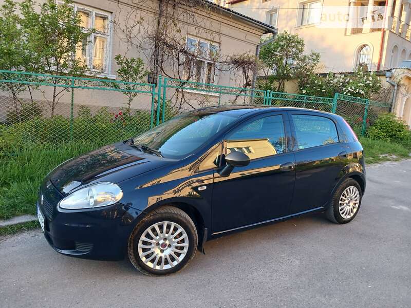 2010 fiat punto