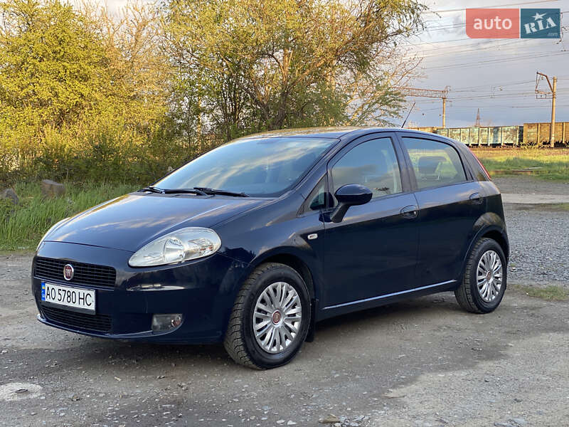 2010 fiat punto